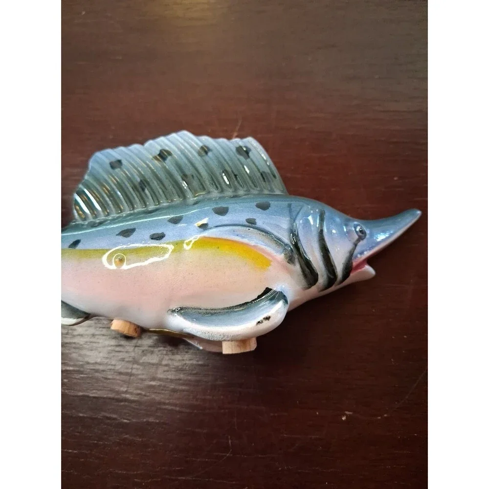 Unbranded this rare